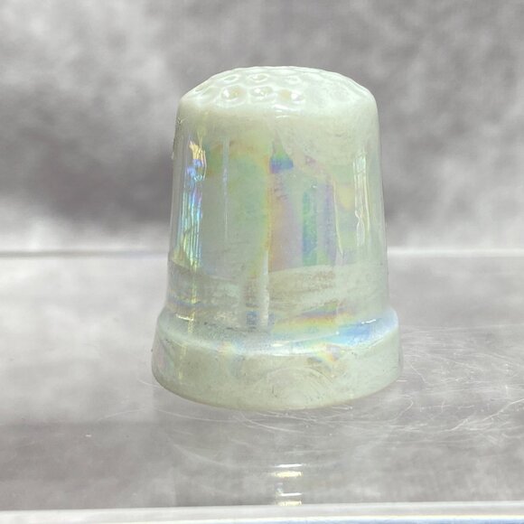 Golden Gate San Francisco Souvenir Ceramic Thimble With Iridescent Finish - Picture 5 of 10